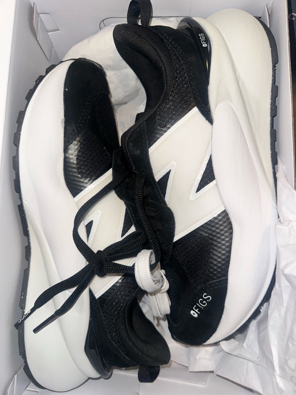 Figs New Balance 3447 Sneakers - Picture 9 of 9